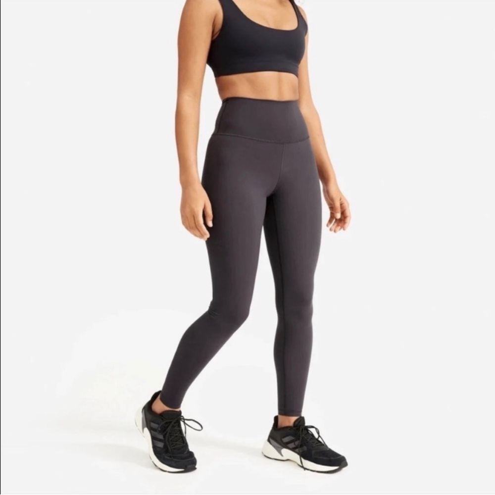 Everlane The Perform Legging‎ Ink Grey